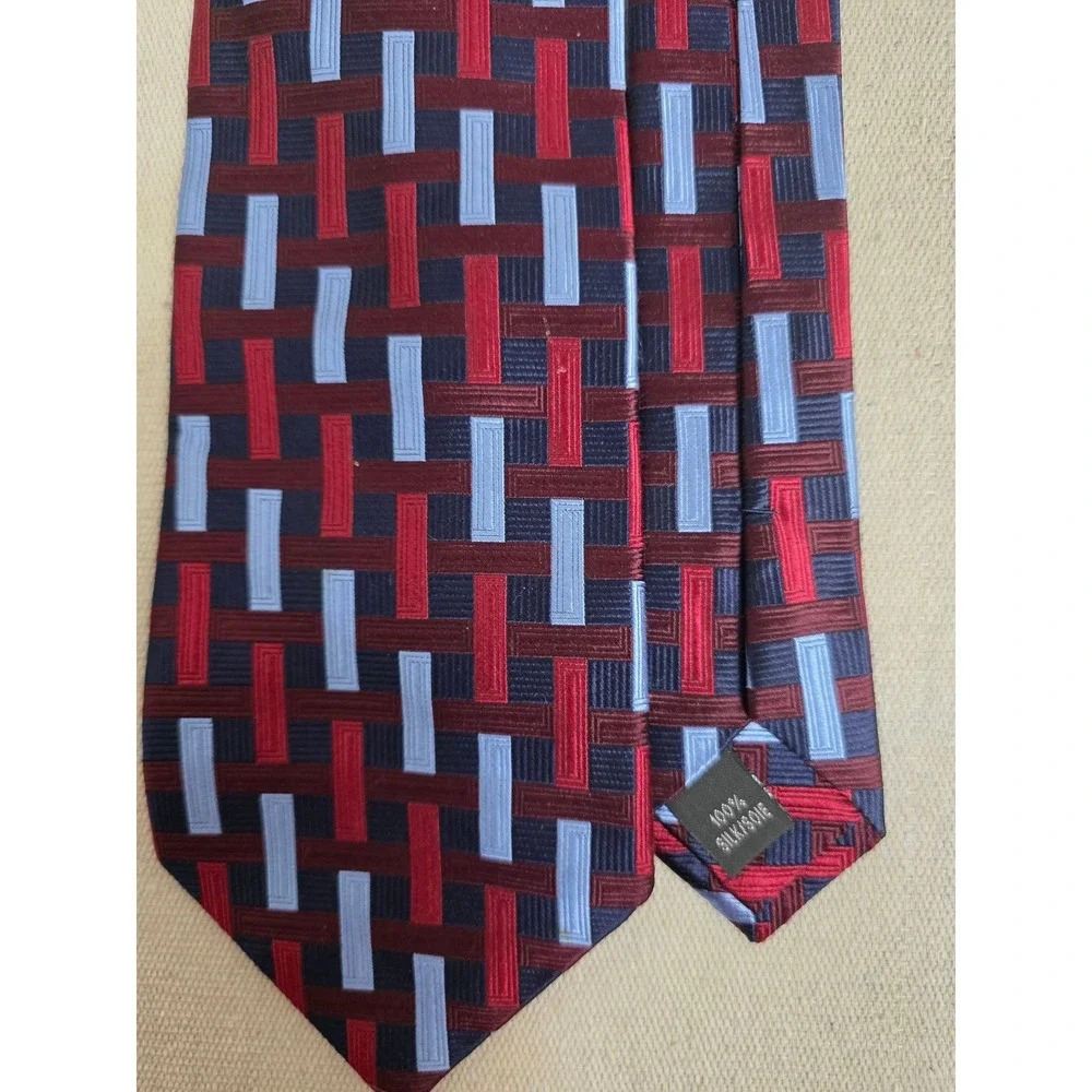 Bachrach Mens Silk Necktie Burgundy Red Blue Geometric‎ Basketweave Pattern Tie